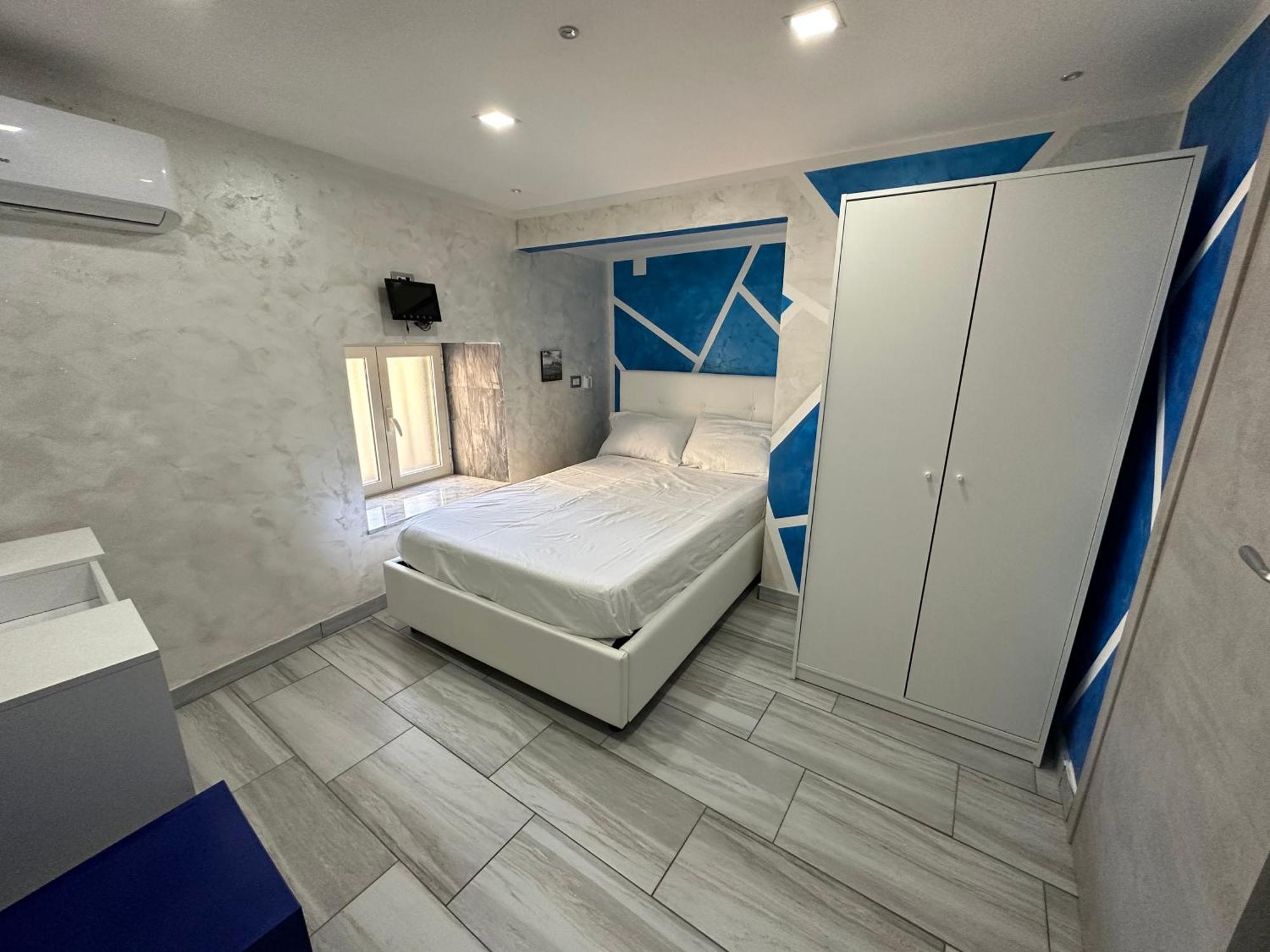Clopat Vacanze2023 Hotel Napoli Bagian luar foto